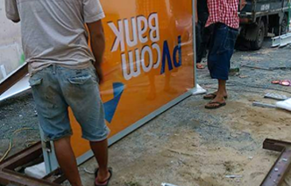 Ngân Hàng VPCom Bank