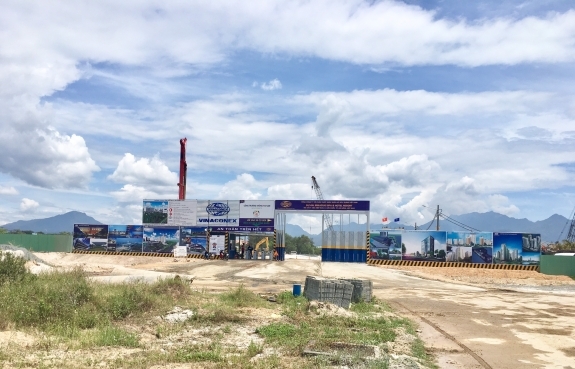 CỔNG DỰ ÁN VINACONEX 