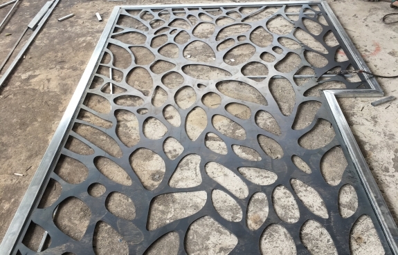 DÀN CHỐNG NẮNG CNC