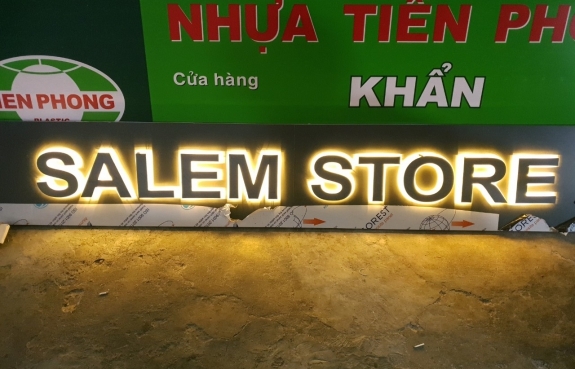 SALEM STORE 
