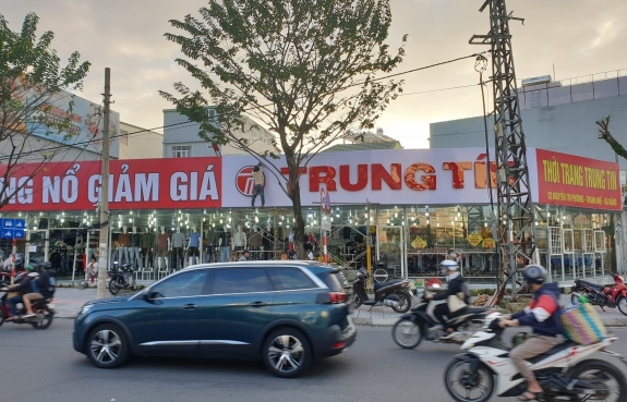 TRUNG TÍN 