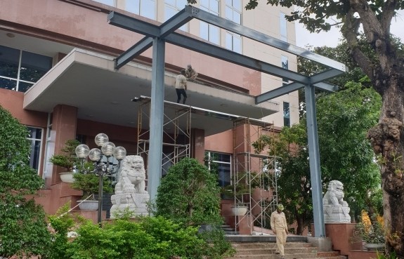 SÃNH MÁI NGÂN HÀNG NHÀ NƯỚC - ĐÀ NẴNG