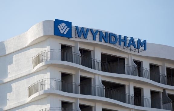 WYNDHAM 