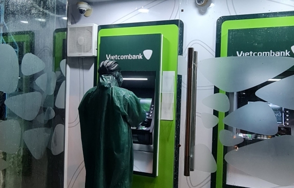LẮP DỰNG CÁC NHÀ ĐẶT BOOT ATM - VCB 