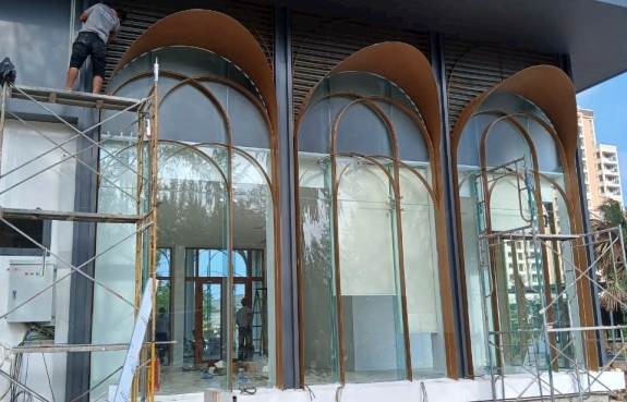 MÁI ĐUA NHÀ MẪU - DỰ ÁN KHU CĂN HỘP CAO CẤP NEW TOWN