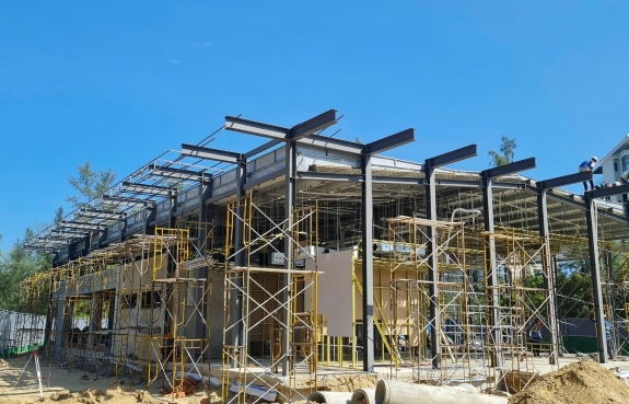 MÁI ĐUA NHÀ MẪU - DỰ ÁN KHU CĂN HỘP CAO CẤP NEW TOWN