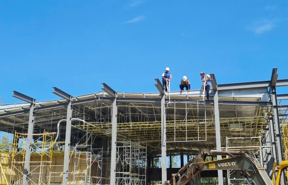 MÁI ĐUA NHÀ MẪU - DỰ ÁN KHU CĂN HỘP CAO CẤP NEW TOWN