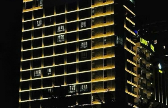 LOGO PHUC LONG LUXURY HOTEL