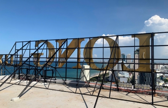 LOGO PHUC LONG LUXURY HOTEL