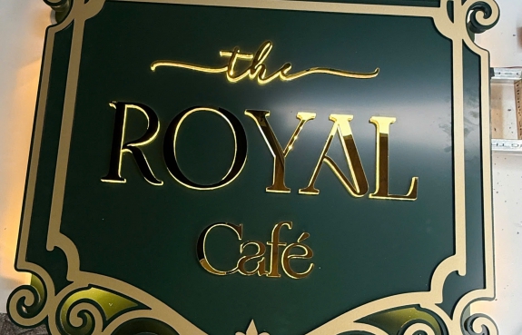 ROYAL CAFE 